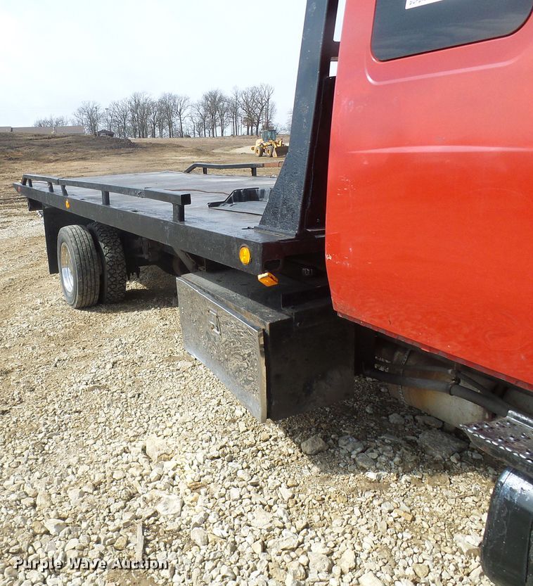 image for item DL0804 2003 International 4300  rollback truck