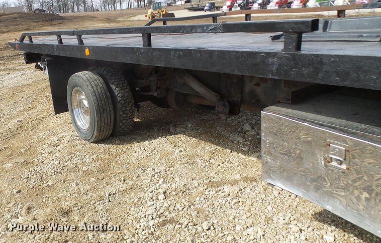 image for item DL0804 2003 International 4300  rollback truck