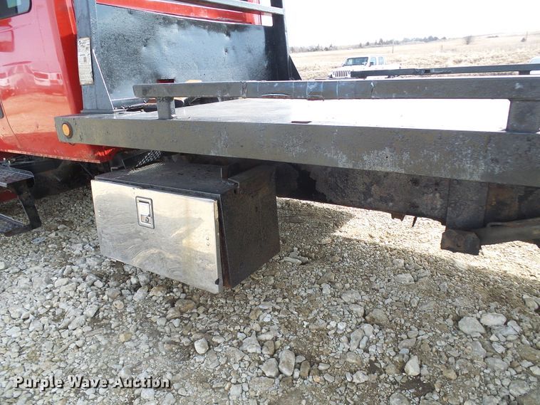 image for item DL0804 2003 International 4300  rollback truck