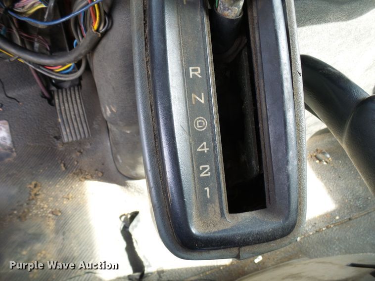 image for item DL0804 2003 International 4300  rollback truck