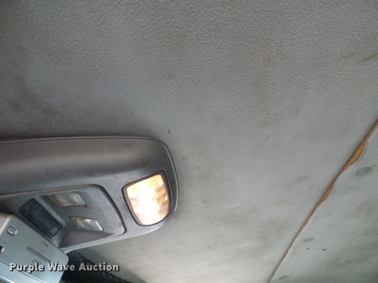 image for item DL0804 2003 International 4300  rollback truck