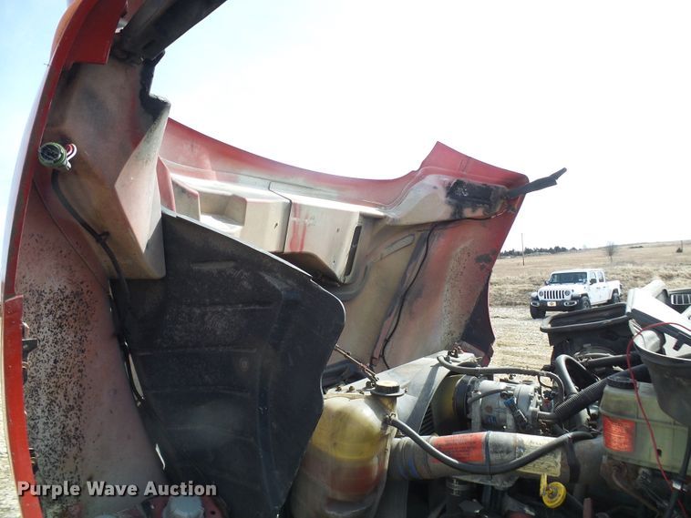 image for item DL0804 2003 International 4300  rollback truck