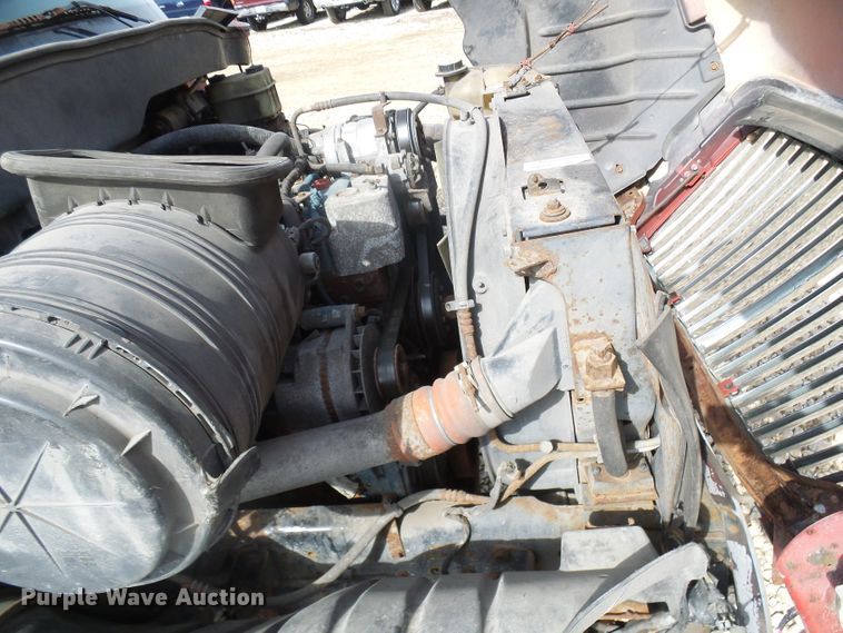 image for item DL0804 2003 International 4300  rollback truck