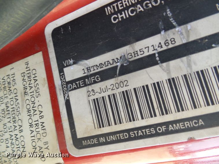 image for item DL0804 2003 International 4300  rollback truck