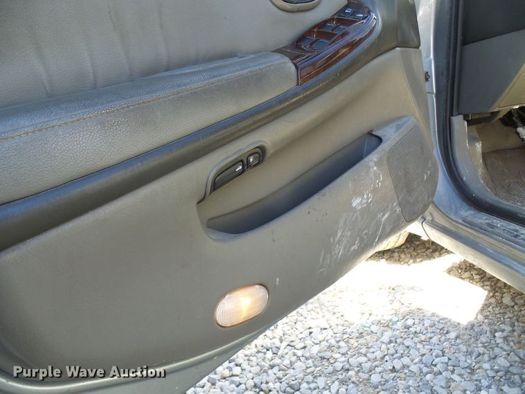 image for item DL0837 2001 Infinity I30