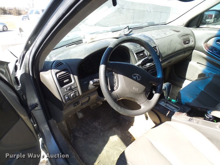 image for item DL0837 2001 Infinity I30