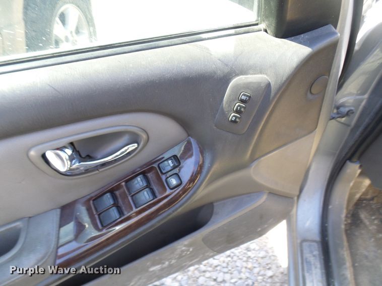 image for item DL0837 2001 Infinity I30