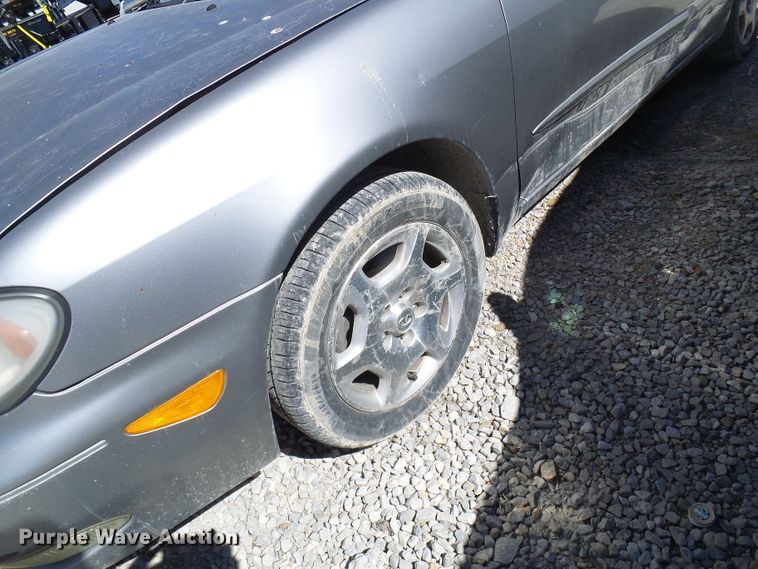 image for item DL0837 2001 Infinity I30