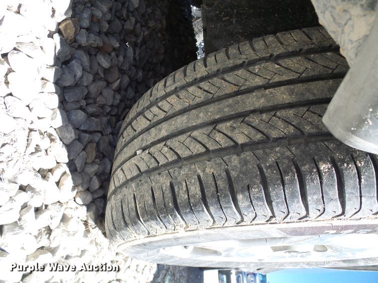 image for item DL0837 2001 Infinity I30