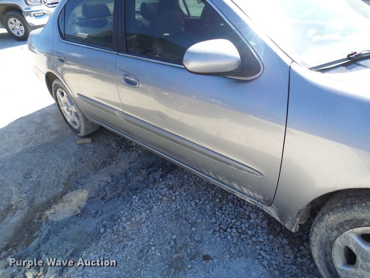 image for item DL0837 2001 Infinity I30