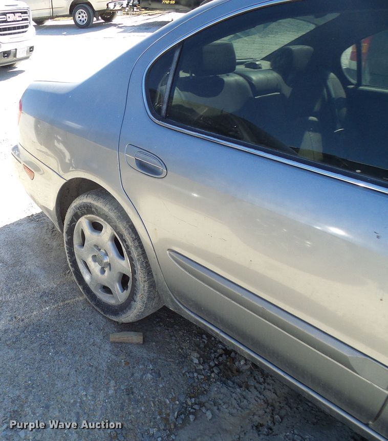 image for item DL0837 2001 Infinity I30