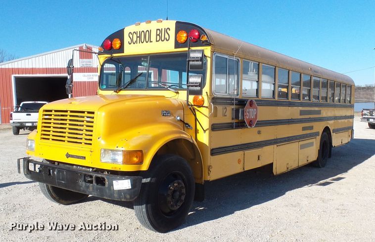 image for item DL0839 1994 International 3800  school bus