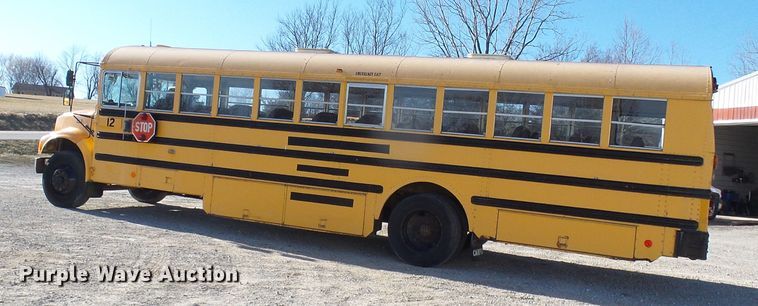 image for item DL0839 1994 International 3800  school bus