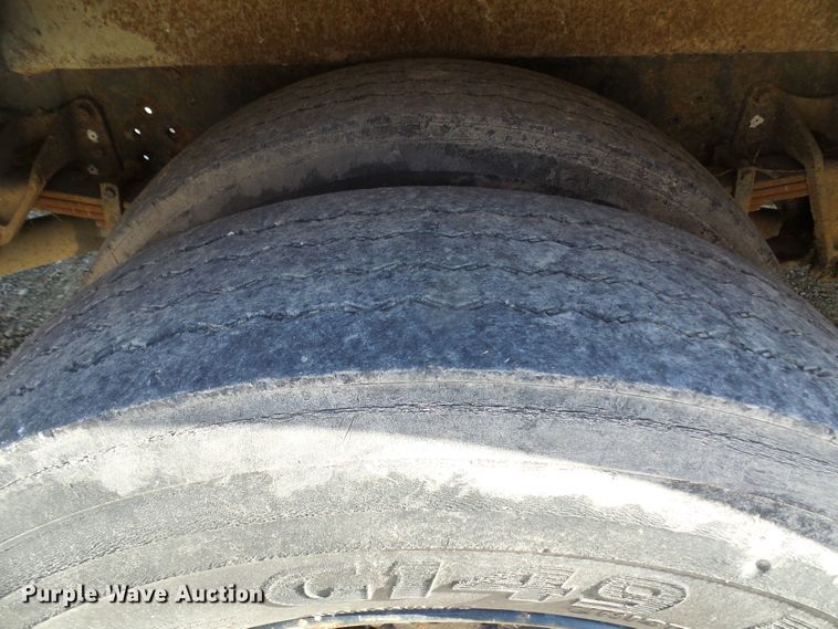 image for item DL0839 1994 International 3800  school bus