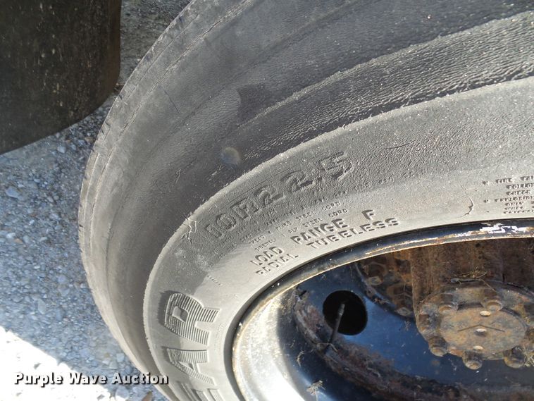 image for item DL0839 1994 International 3800  school bus