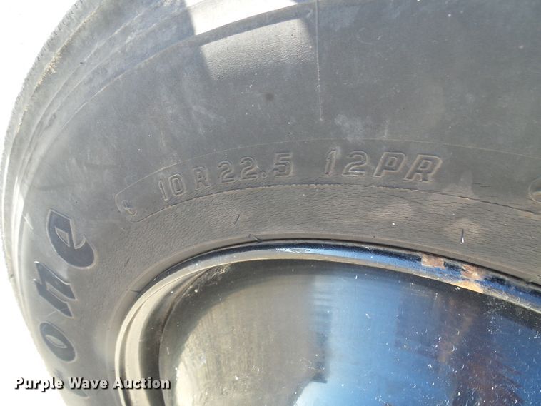 image for item DL0839 1994 International 3800  school bus