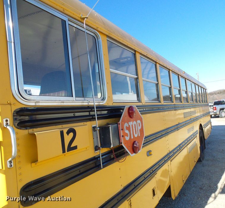 image for item DL0839 1994 International 3800  school bus