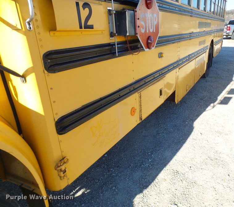 image for item DL0839 1994 International 3800  school bus