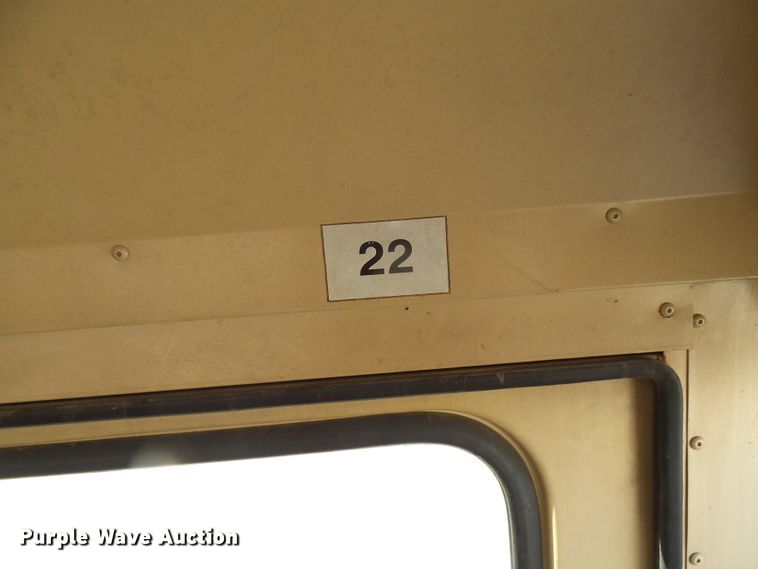 image for item DL0839 1994 International 3800  school bus