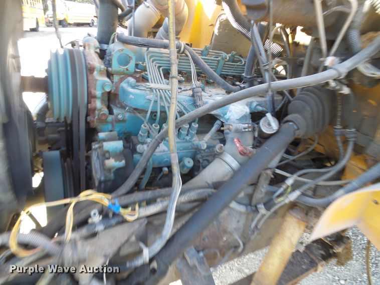 image for item DL0839 1994 International 3800  school bus