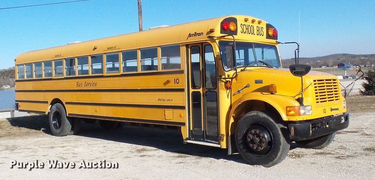 image for item DL0840 1996 International 3800  school bus