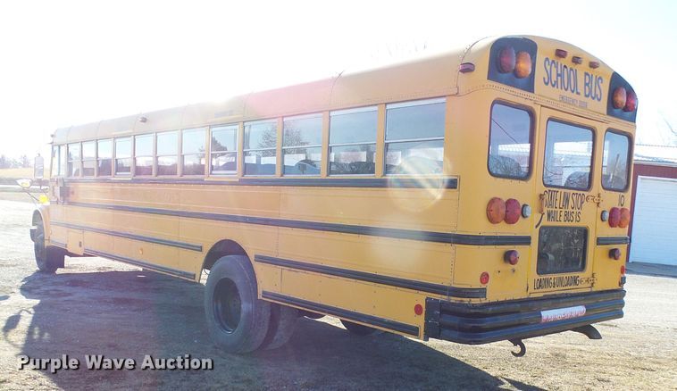 image for item DL0840 1996 International 3800  school bus