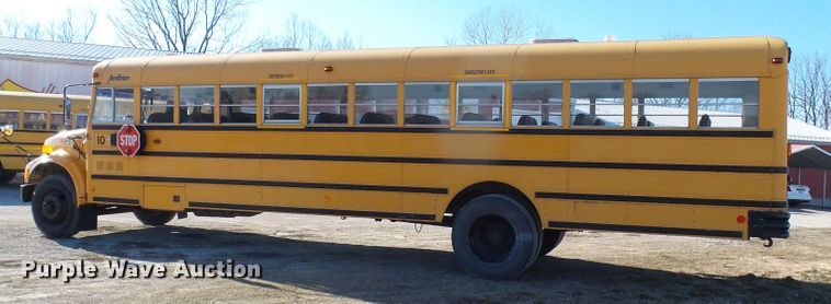 image for item DL0840 1996 International 3800  school bus