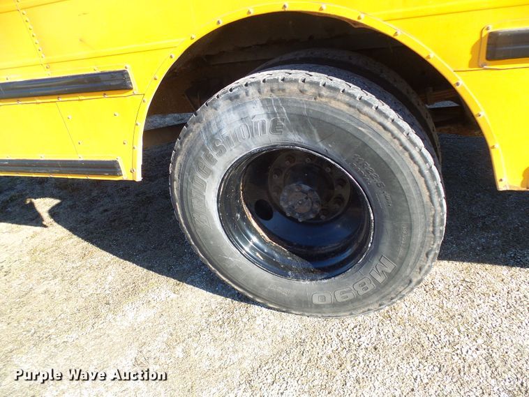 image for item DL0840 1996 International 3800  school bus