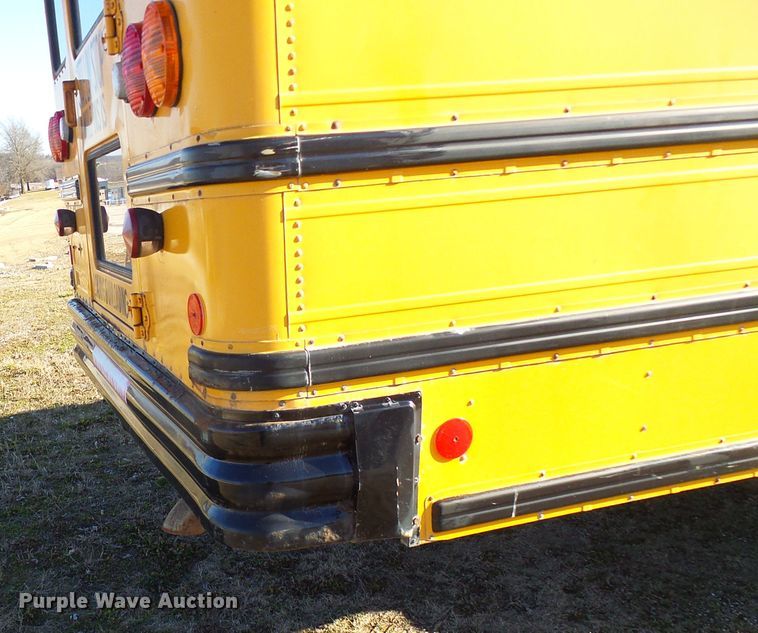 image for item DL0840 1996 International 3800  school bus