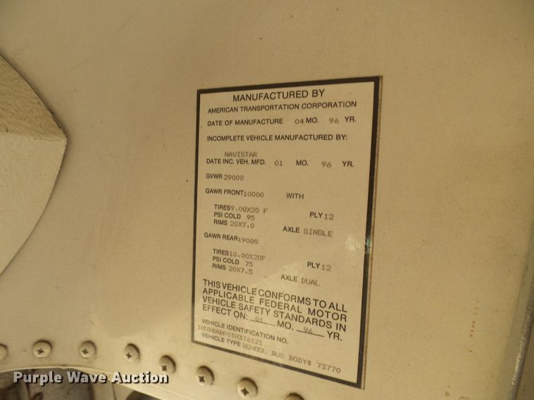 image for item DL0840 1996 International 3800  school bus