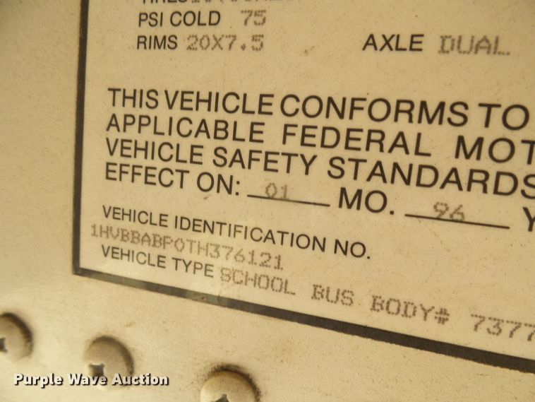 image for item DL0840 1996 International 3800  school bus