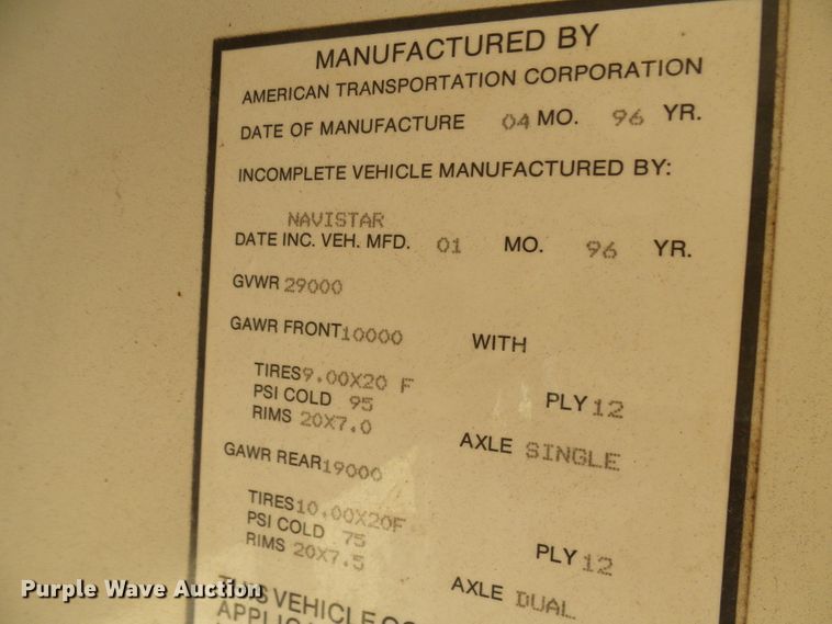 image for item DL0840 1996 International 3800  school bus