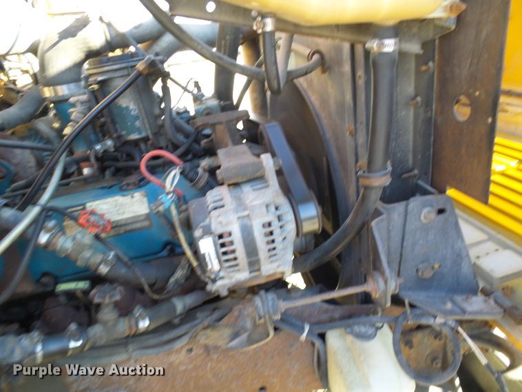 image for item DL0840 1996 International 3800  school bus