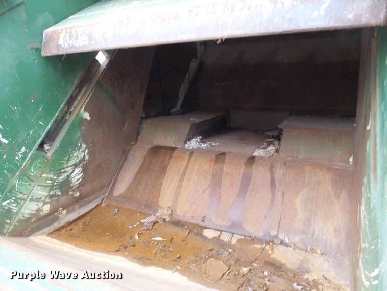 image for item DL0902 2000 Sterling L7500  refuse truck