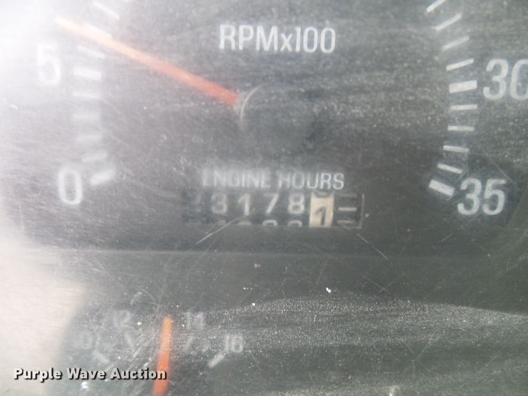 image for item DL0902 2000 Sterling L7500  refuse truck