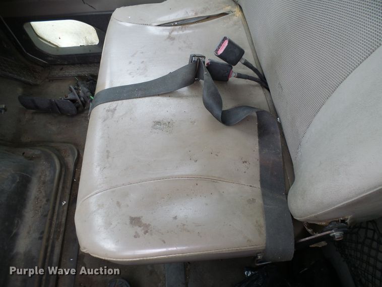 image for item DL0902 2000 Sterling L7500  refuse truck