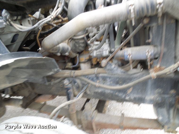 image for item DL0902 2000 Sterling L7500  refuse truck