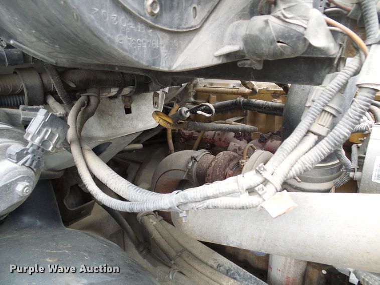 image for item DL0902 2000 Sterling L7500  refuse truck