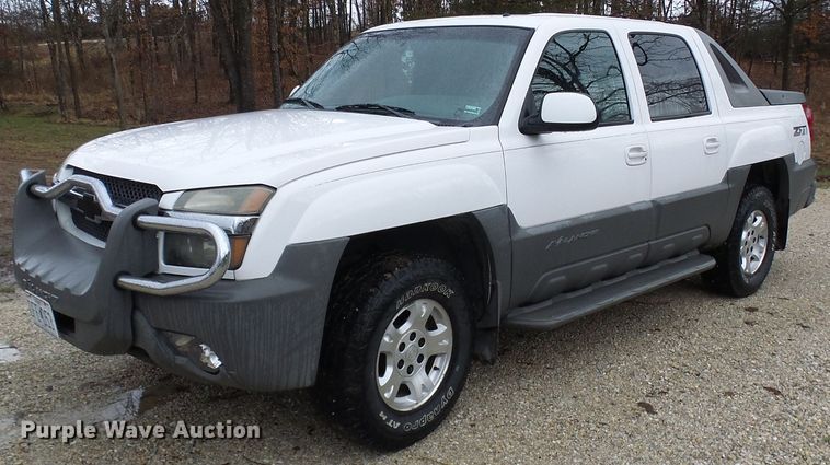 image for item DL0906 2002 Chevrolet Avalanche  Crew Cab pickup truck