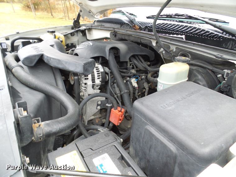 image for item DL0906 2002 Chevrolet Avalanche  Crew Cab pickup truck