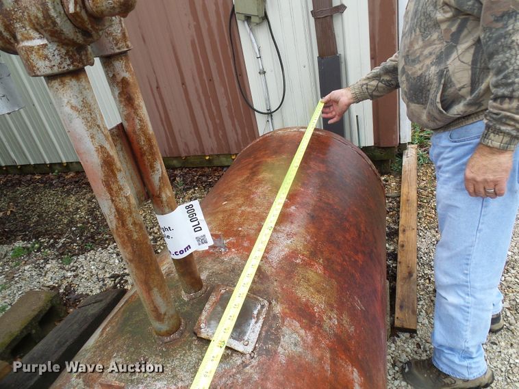 image for item DL0908 Propane tank