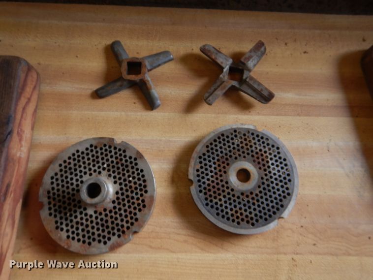 image for item DL2224 Hobart 4046  meat grinder