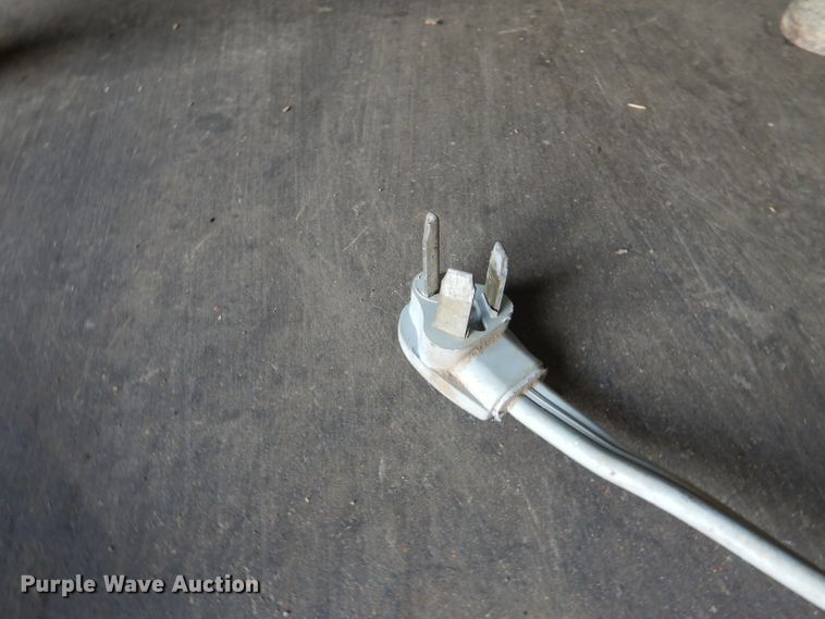 image for item DL2224 Hobart 4046  meat grinder