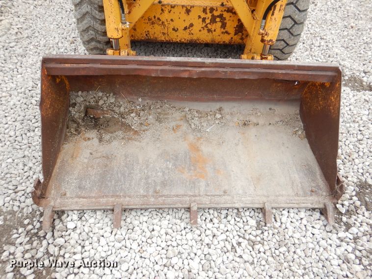 image for item DL2244 Case 1737  skid steer loader