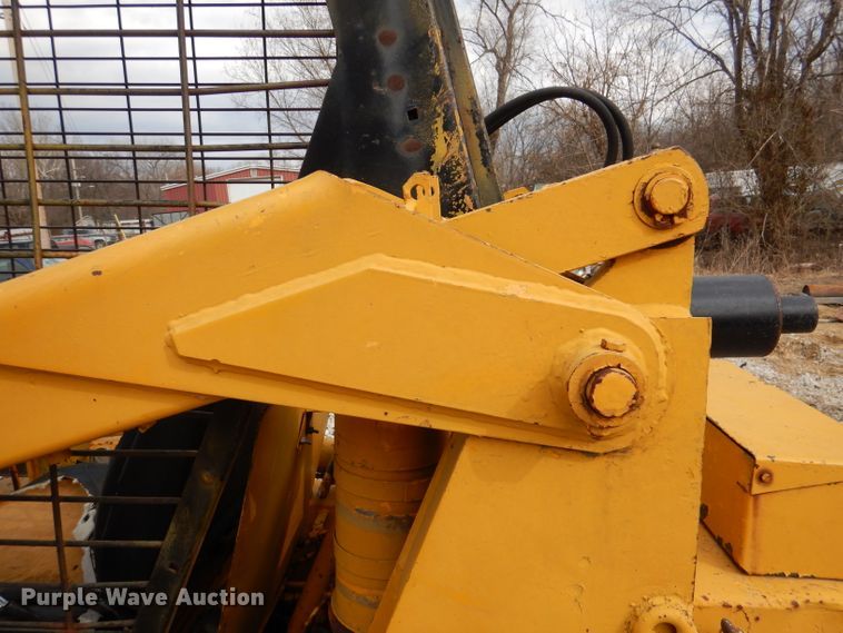 image for item DL2244 Case 1737  skid steer loader