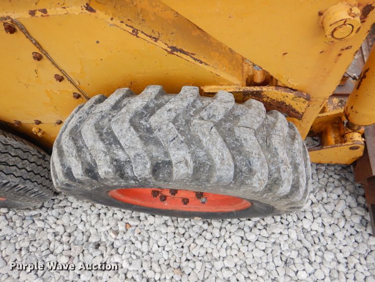 image for item DL2244 Case 1737  skid steer loader