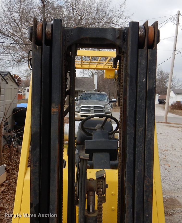 image for item DL2246 Hyster H50XM  forklift