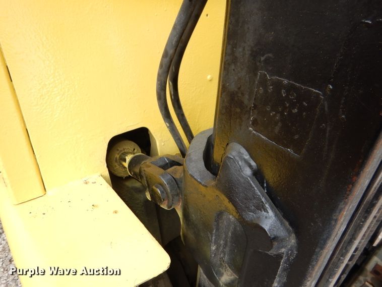 image for item DL2246 Hyster H50XM  forklift