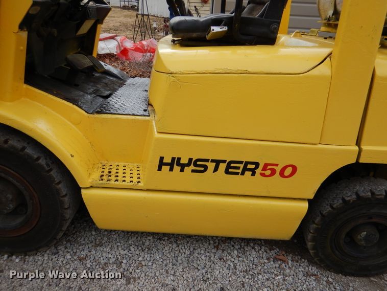 image for item DL2246 Hyster H50XM  forklift