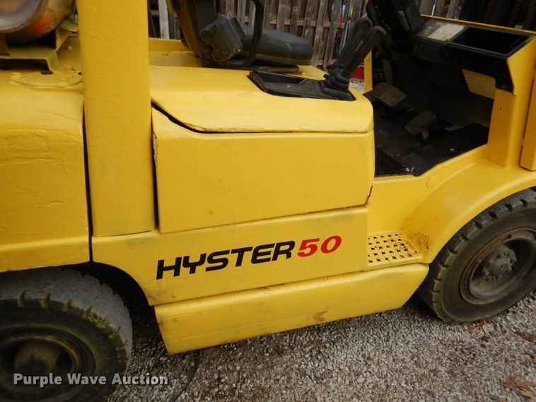 image for item DL2246 Hyster H50XM  forklift